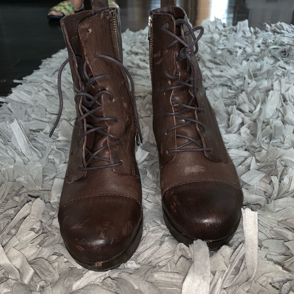 Brown boots